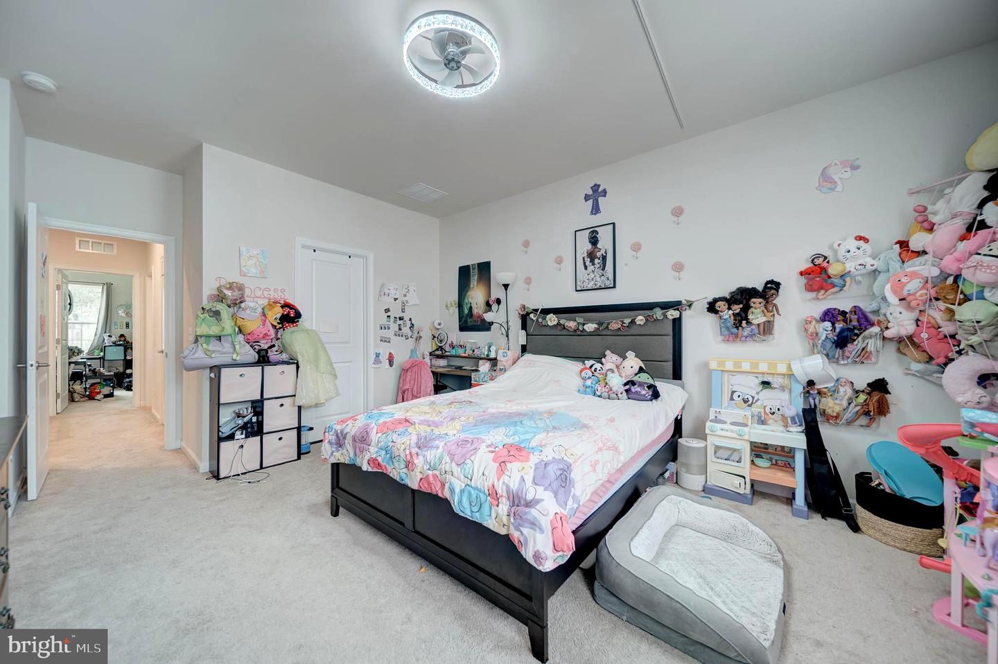 18316 REAPER HILL CT, TRIANGLE, Virginia 22172, 3 Bedrooms Bedrooms, 18 Rooms Rooms,3 BathroomsBathrooms,Residential,For sale,18316 REAPER HILL CT,VAPW2097012 MLS # VAPW2097012