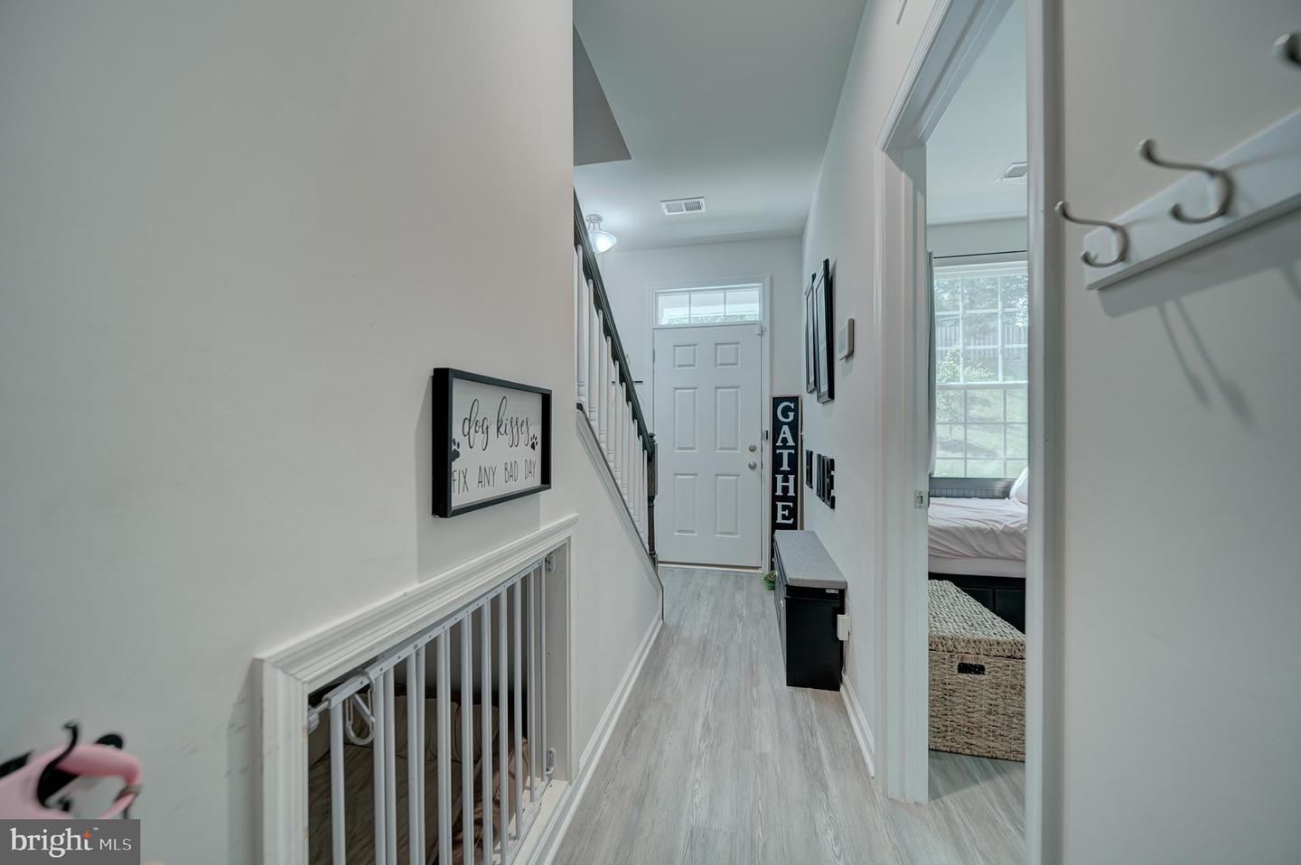 18316 REAPER HILL CT, TRIANGLE, Virginia 22172, 3 Bedrooms Bedrooms, 18 Rooms Rooms,3 BathroomsBathrooms,Residential,For sale,18316 REAPER HILL CT,VAPW2097012 MLS # VAPW2097012