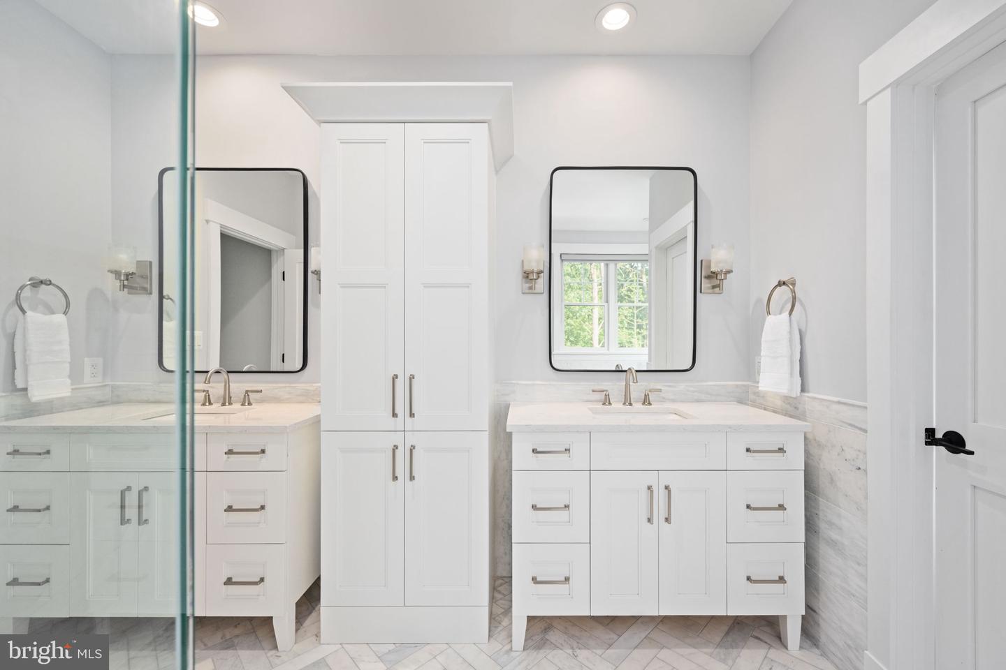 11606 LITTLE BAY HARBOR WAY, SPOTSYLVANIA, Virginia 22551, 6 Bedrooms Bedrooms, ,6 BathroomsBathrooms,Residential,For sale,11606 LITTLE BAY HARBOR WAY,VASP2033952 MLS # VASP2033952