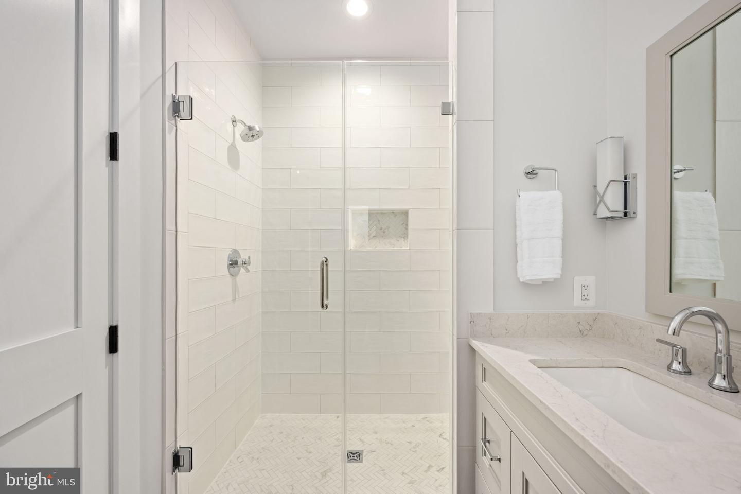 11606 LITTLE BAY HARBOR WAY, SPOTSYLVANIA, Virginia 22551, 6 Bedrooms Bedrooms, ,6 BathroomsBathrooms,Residential,For sale,11606 LITTLE BAY HARBOR WAY,VASP2033952 MLS # VASP2033952