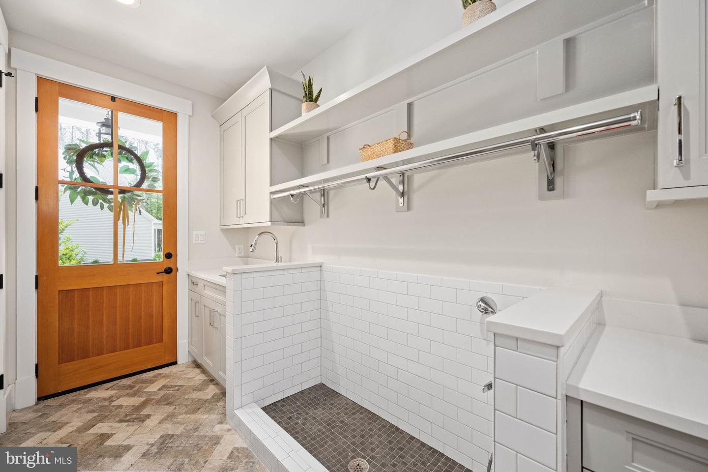 11606 LITTLE BAY HARBOR WAY, SPOTSYLVANIA, Virginia 22551, 6 Bedrooms Bedrooms, ,6 BathroomsBathrooms,Residential,For sale,11606 LITTLE BAY HARBOR WAY,VASP2033952 MLS # VASP2033952