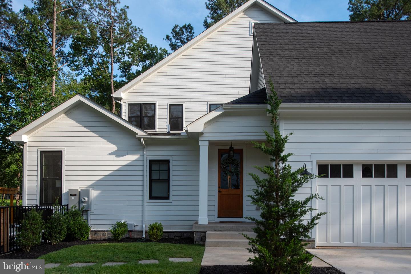 11606 LITTLE BAY HARBOR WAY, SPOTSYLVANIA, Virginia 22551, 6 Bedrooms Bedrooms, ,6 BathroomsBathrooms,Residential,For sale,11606 LITTLE BAY HARBOR WAY,VASP2033952 MLS # VASP2033952