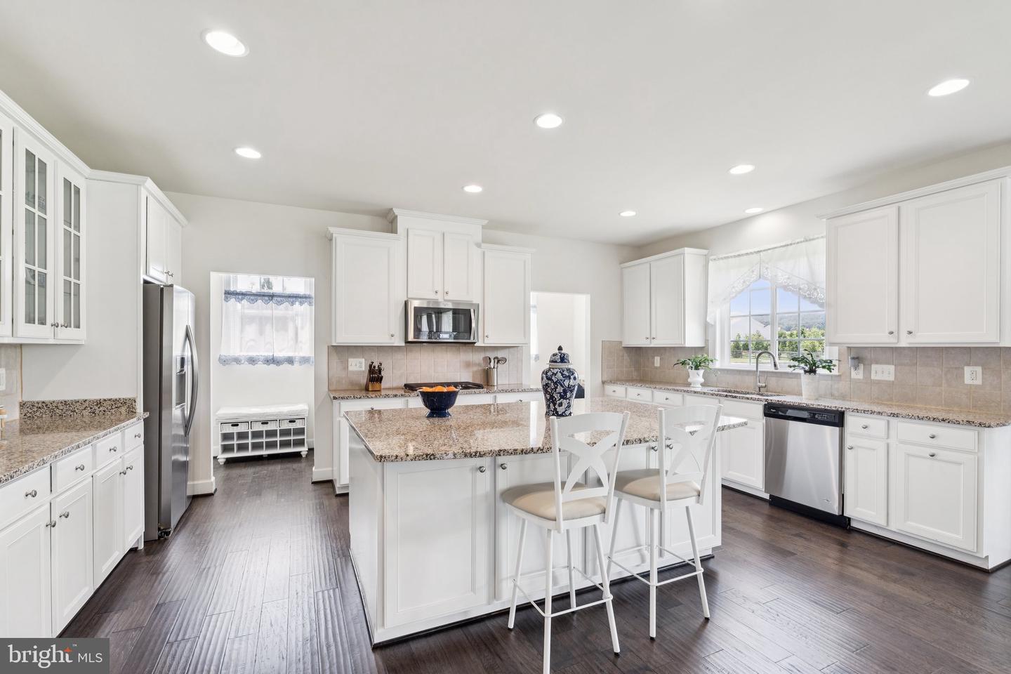 15601 MALVOSIN PL, LEESBURG, Virginia 20176, 5 Bedrooms Bedrooms, ,4 BathroomsBathrooms,Residential,For sale,15601 MALVOSIN PL,VALO2099656 MLS # VALO2099656