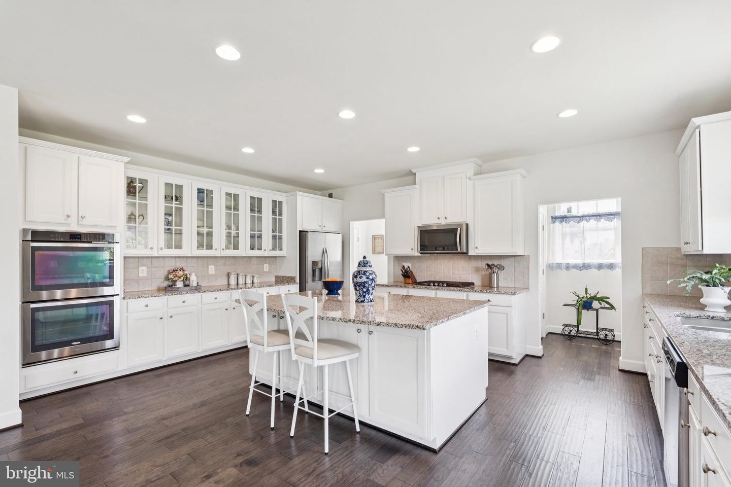 15601 MALVOSIN PL, LEESBURG, Virginia 20176, 5 Bedrooms Bedrooms, ,4 BathroomsBathrooms,Residential,For sale,15601 MALVOSIN PL,VALO2099656 MLS # VALO2099656