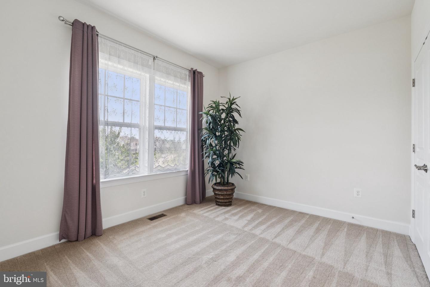15601 MALVOSIN PL, LEESBURG, Virginia 20176, 5 Bedrooms Bedrooms, ,4 BathroomsBathrooms,Residential,For sale,15601 MALVOSIN PL,VALO2099656 MLS # VALO2099656