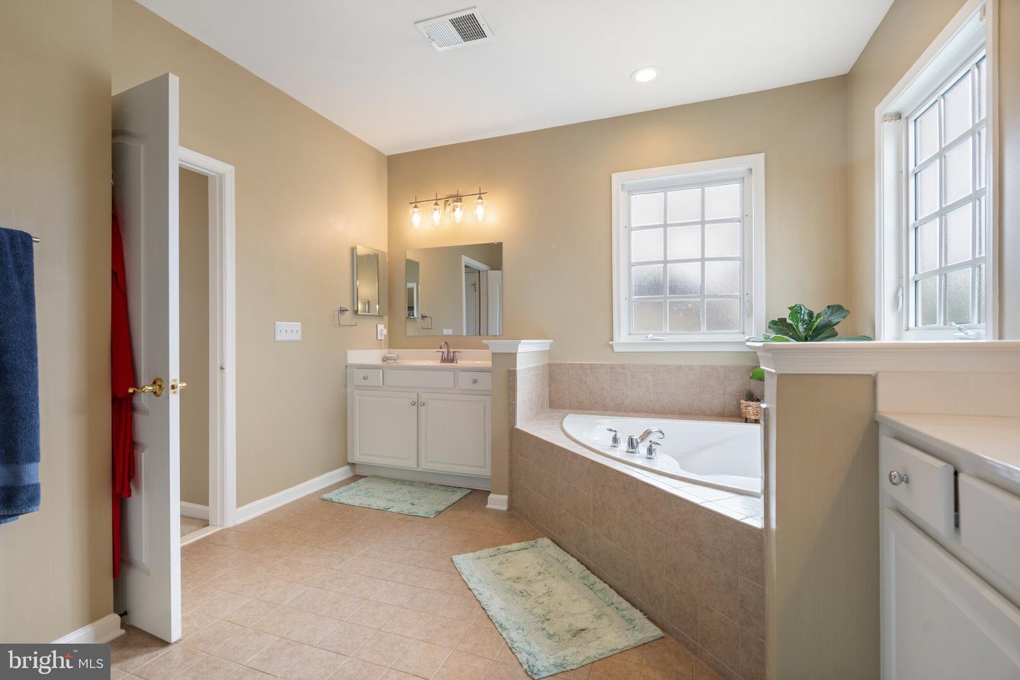 11717 TOWN GREEN RD, BRISTOW, Virginia 20136, 4 Bedrooms Bedrooms, ,3 BathroomsBathrooms,Residential,For sale,11717 TOWN GREEN RD,VAPW2097164 MLS # VAPW2097164