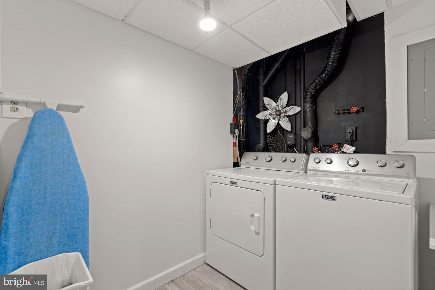 8733 COLD PLAIN CT, SPRINGFIELD, Virginia 22153, 4 Bedrooms Bedrooms, ,2 BathroomsBathrooms,Residential,For sale,8733 COLD PLAIN CT,VAFX2247814 MLS # VAFX2247814