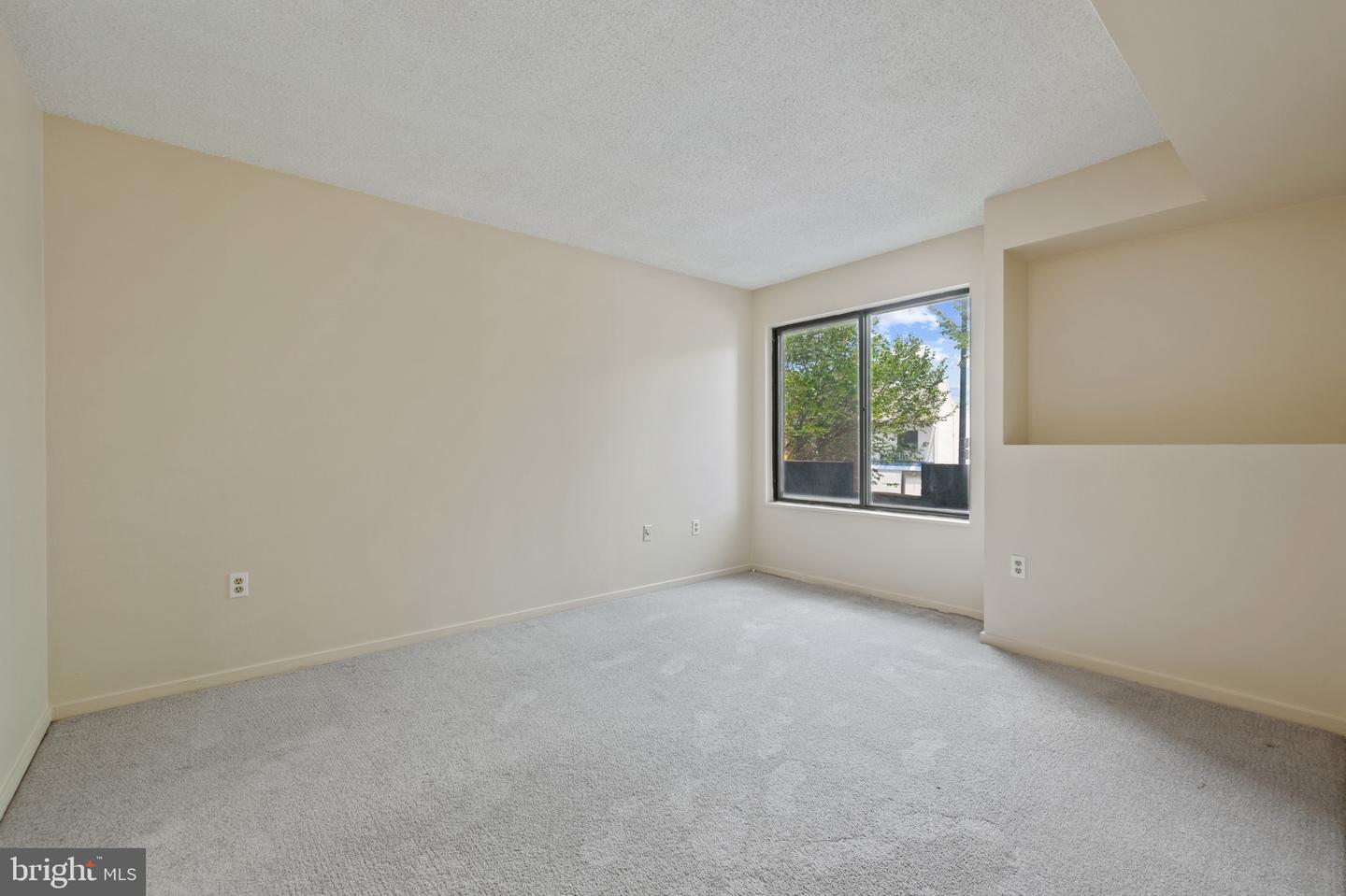 2320 WISCONSIN AVE NW #206, WASHINGTON, District Of Columbia 20007, 1 Bedroom Bedrooms, ,1 BathroomBathrooms,Residential,For sale,2320 WISCONSIN AVE NW #206,DCDC2206110 MLS # DCDC2206110