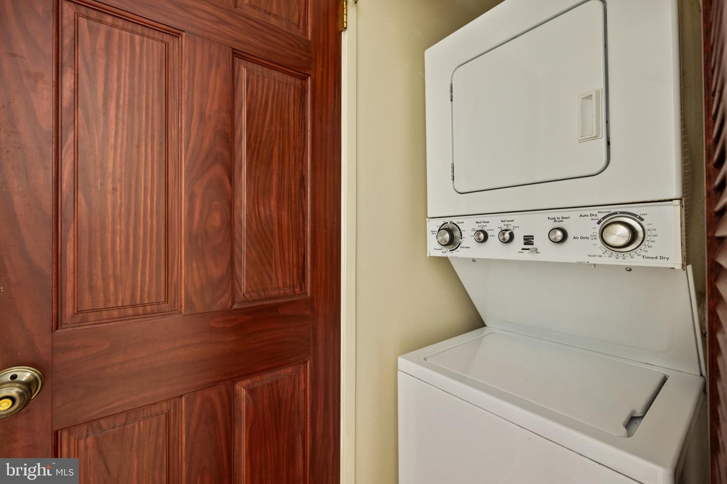 2320 WISCONSIN AVE NW #206, WASHINGTON, District Of Columbia 20007, 1 Bedroom Bedrooms, ,1 BathroomBathrooms,Residential,For sale,2320 WISCONSIN AVE NW #206,DCDC2206110 MLS # DCDC2206110