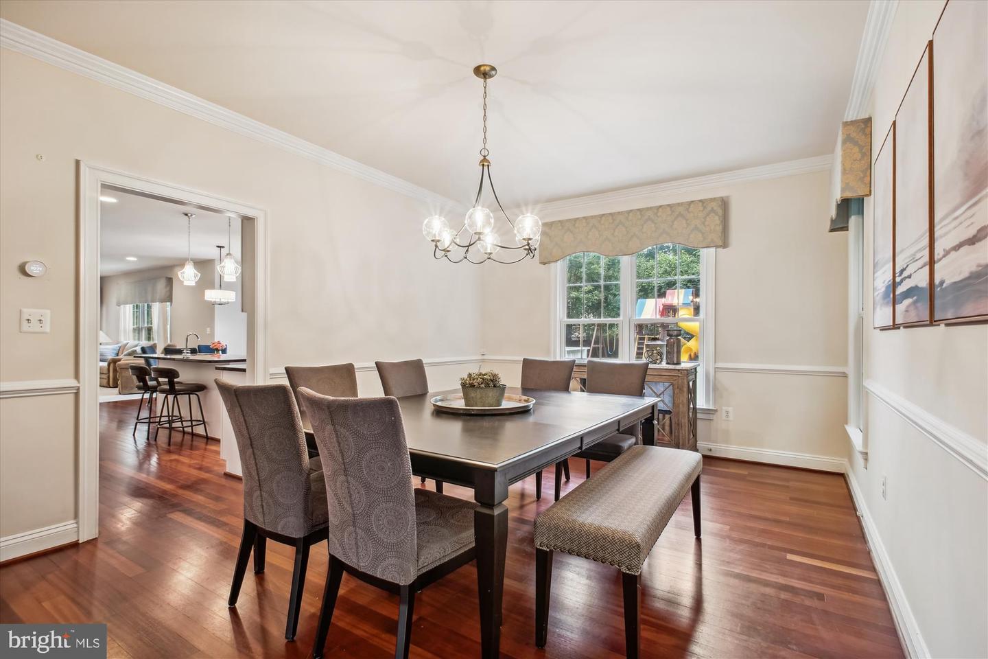 9745 VALE RD NW, VIENNA, Virginia 22181, 6 Bedrooms Bedrooms, ,4 BathroomsBathrooms,Residential,For sale,9745 VALE RD NW,VAFX2246834 MLS # VAFX2246834