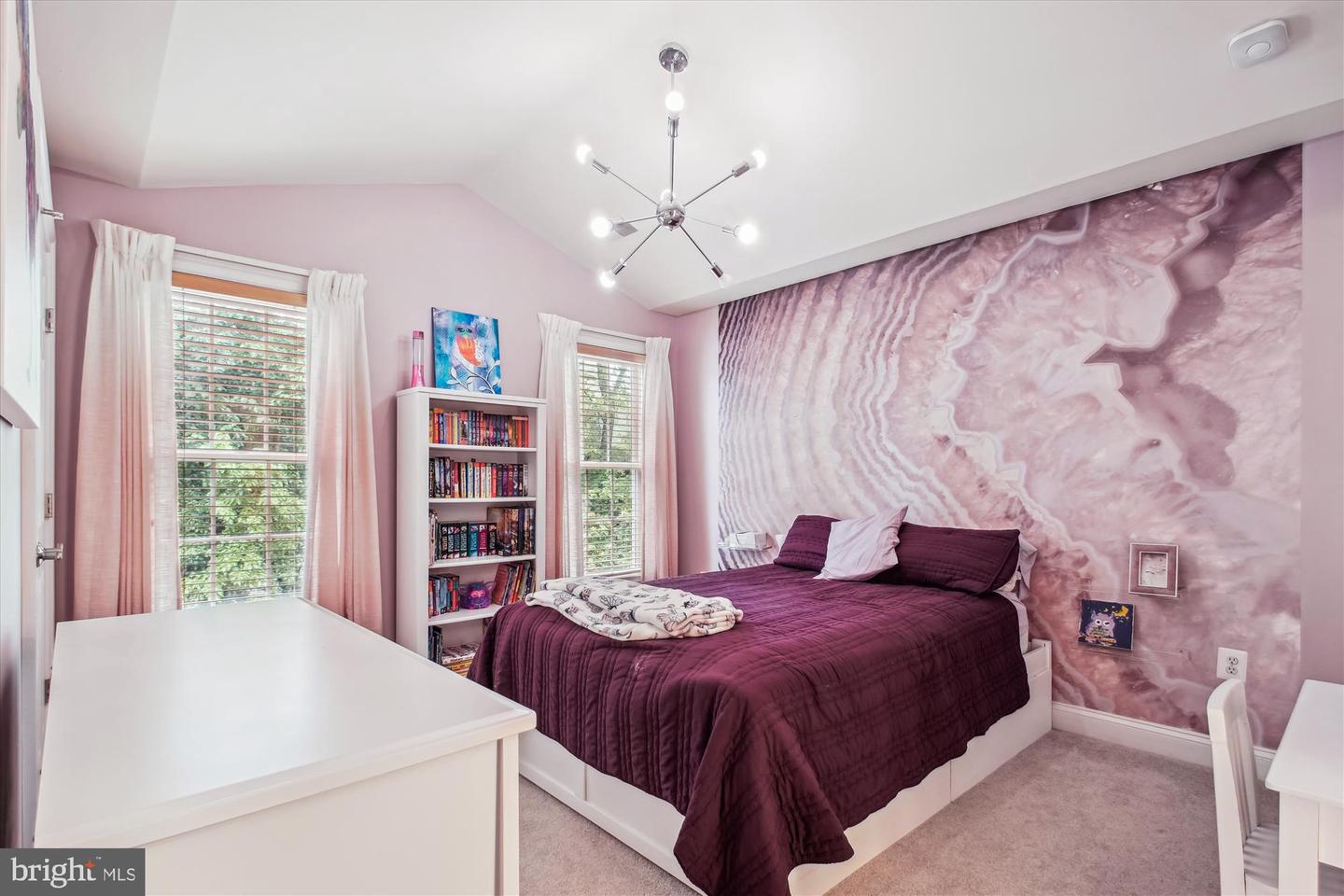 9745 VALE RD NW, VIENNA, Virginia 22181, 6 Bedrooms Bedrooms, ,4 BathroomsBathrooms,Residential,For sale,9745 VALE RD NW,VAFX2246834 MLS # VAFX2246834