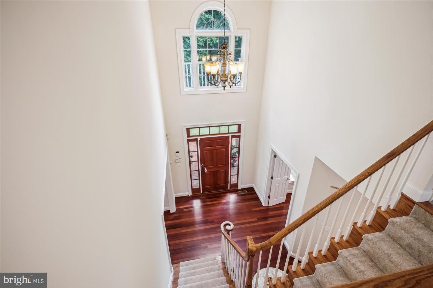 9745 VALE RD NW, VIENNA, Virginia 22181, 6 Bedrooms Bedrooms, ,4 BathroomsBathrooms,Residential,For sale,9745 VALE RD NW,VAFX2246834 MLS # VAFX2246834