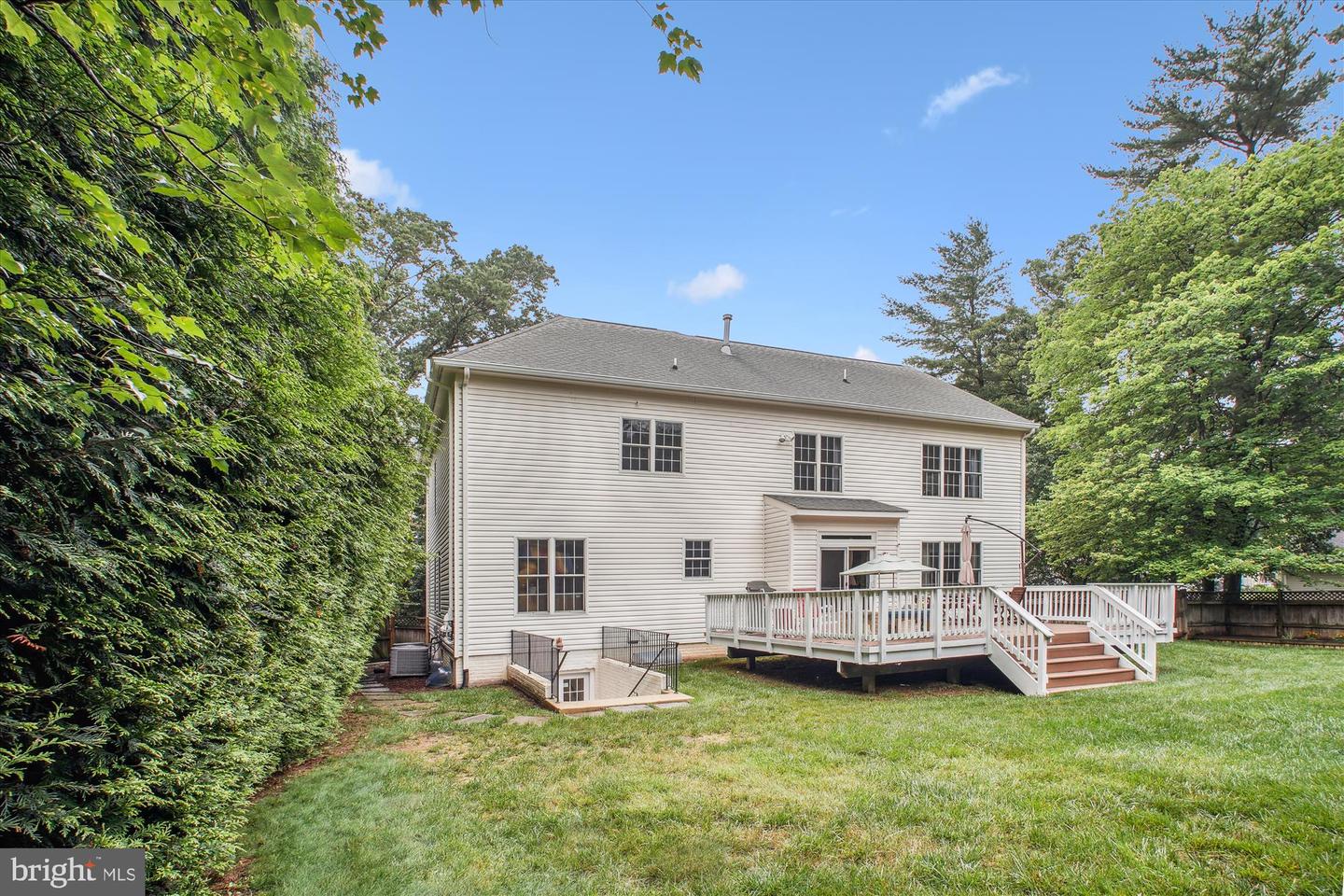 9745 VALE RD NW, VIENNA, Virginia 22181, 6 Bedrooms Bedrooms, ,4 BathroomsBathrooms,Residential,For sale,9745 VALE RD NW,VAFX2246834 MLS # VAFX2246834