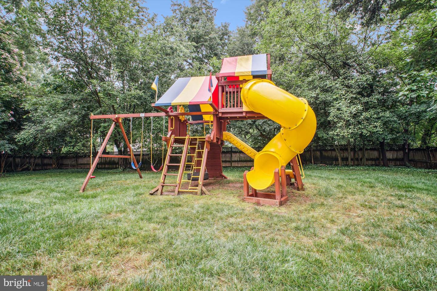 9745 VALE RD NW, VIENNA, Virginia 22181, 6 Bedrooms Bedrooms, ,4 BathroomsBathrooms,Residential,For sale,9745 VALE RD NW,VAFX2246834 MLS # VAFX2246834