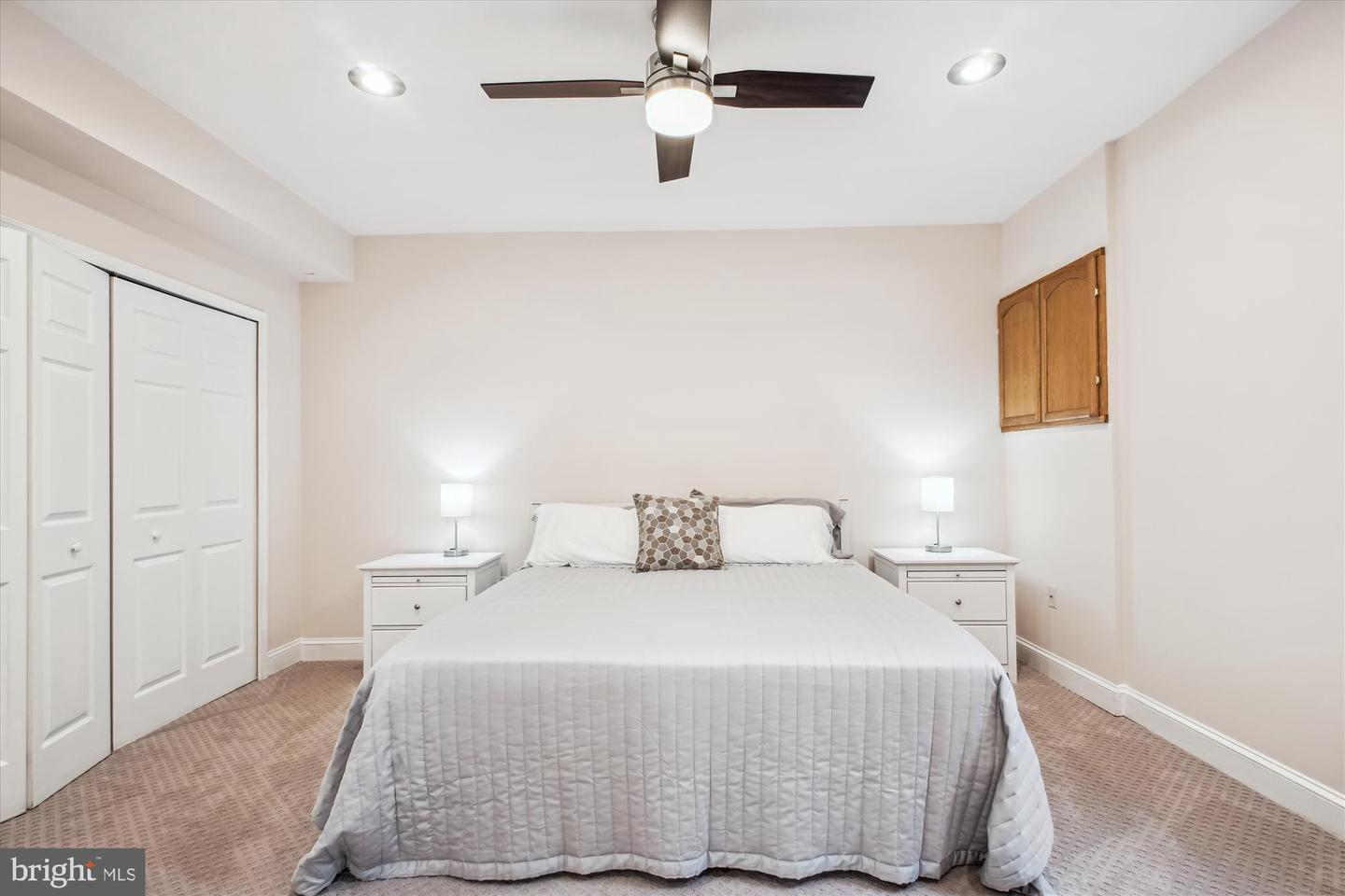 9745 VALE RD NW, VIENNA, Virginia 22181, 6 Bedrooms Bedrooms, ,4 BathroomsBathrooms,Residential,For sale,9745 VALE RD NW,VAFX2246834 MLS # VAFX2246834
