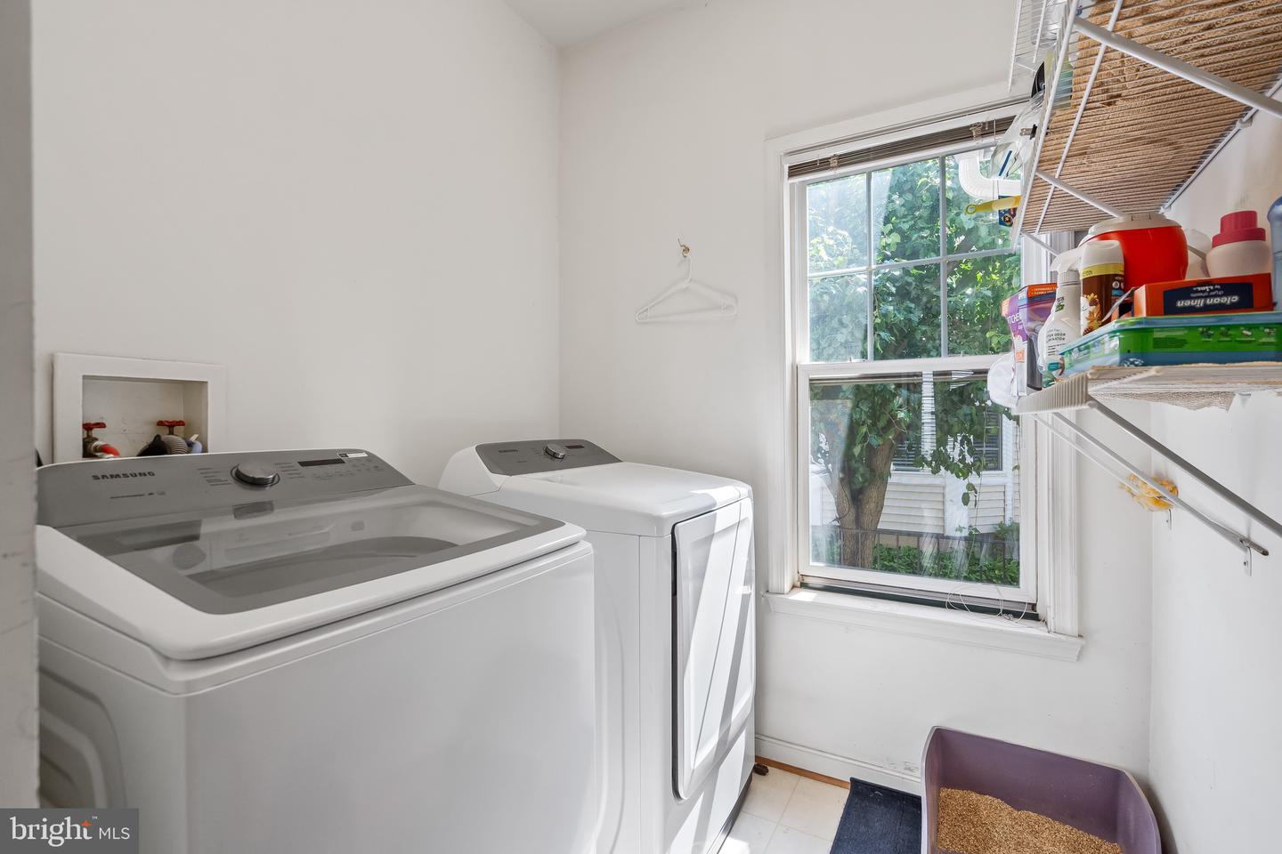 43438 MINK MEADOWS ST, CHANTILLY, Virginia 20152, 4 Bedrooms Bedrooms, ,3 BathroomsBathrooms,Residential,For sale,43438 MINK MEADOWS ST,VALO2099240 MLS # VALO2099240