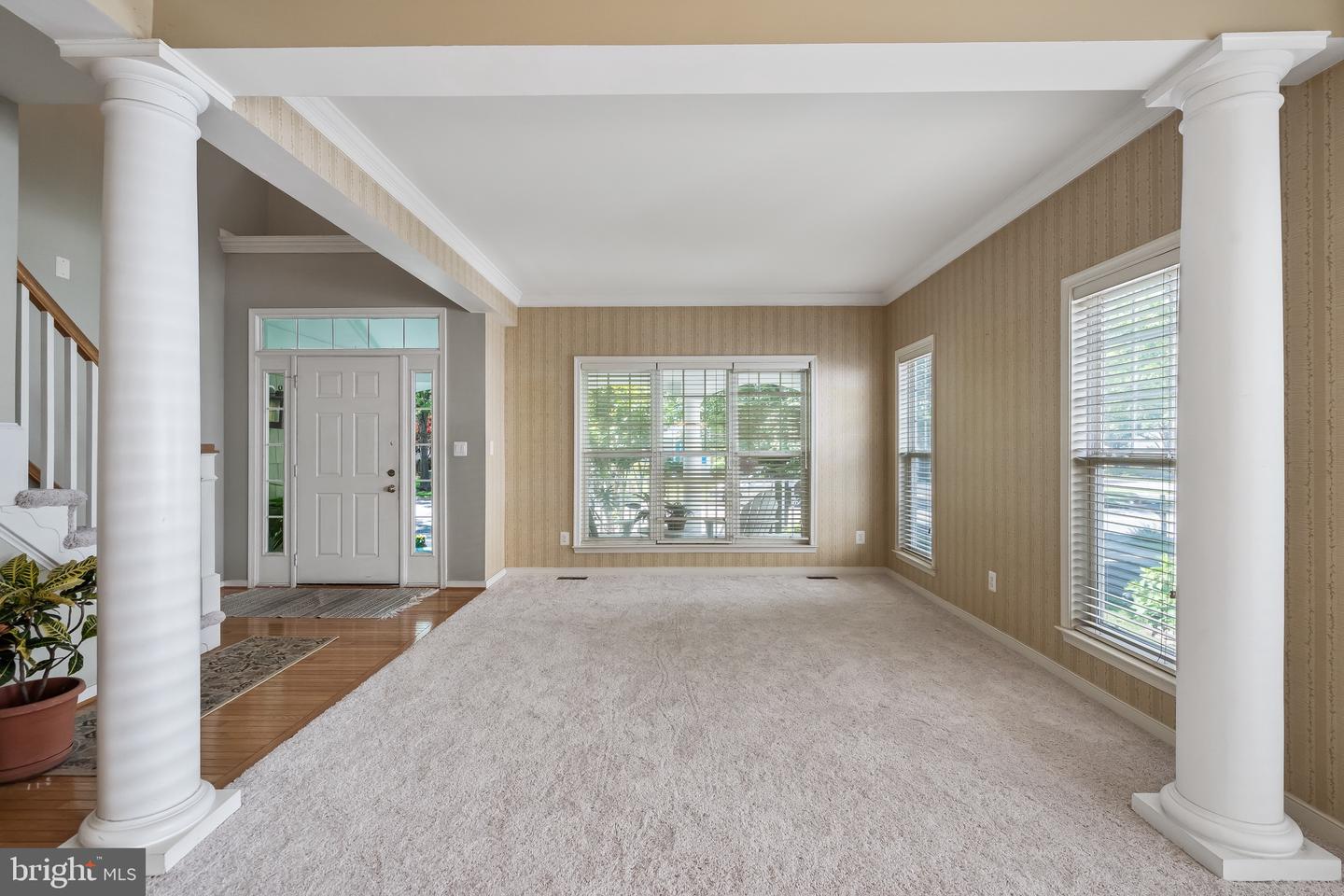 43438 MINK MEADOWS ST, CHANTILLY, Virginia 20152, 4 Bedrooms Bedrooms, ,3 BathroomsBathrooms,Residential,For sale,43438 MINK MEADOWS ST,VALO2099240 MLS # VALO2099240