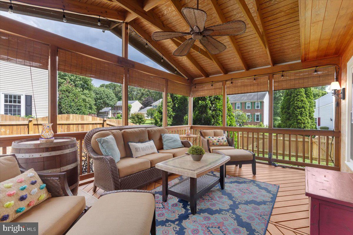 5304 BRADDOCK RIDGE DR, CENTREVILLE, Virginia 20120, 4 Bedrooms Bedrooms, ,3 BathroomsBathrooms,Residential,For sale,5304 BRADDOCK RIDGE DR,VAFX2247506 MLS # VAFX2247506