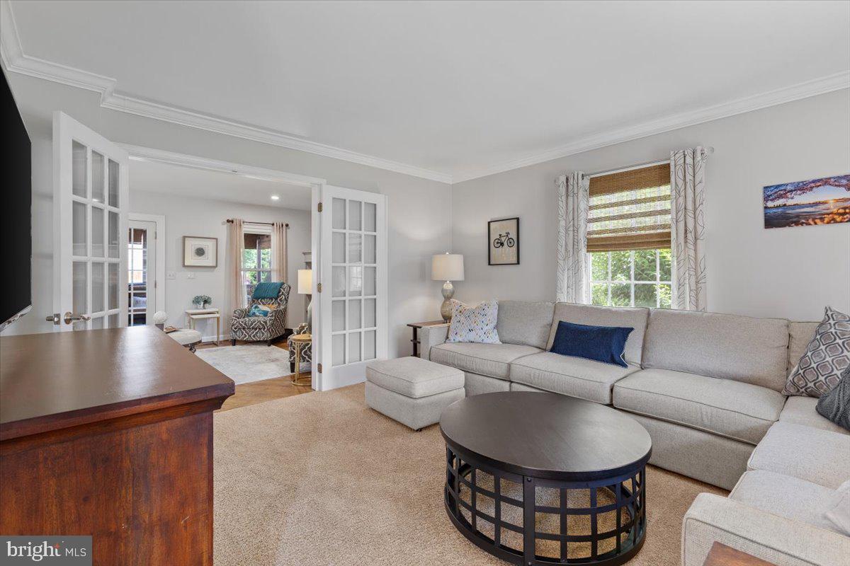 5304 BRADDOCK RIDGE DR, CENTREVILLE, Virginia 20120, 4 Bedrooms Bedrooms, ,3 BathroomsBathrooms,Residential,For sale,5304 BRADDOCK RIDGE DR,VAFX2247506 MLS # VAFX2247506