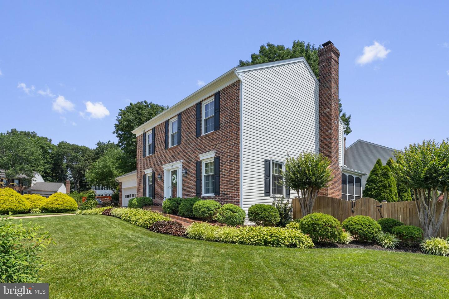 5304 BRADDOCK RIDGE DR, CENTREVILLE, Virginia 20120, 4 Bedrooms Bedrooms, ,3 BathroomsBathrooms,Residential,For sale,5304 BRADDOCK RIDGE DR,VAFX2247506 MLS # VAFX2247506