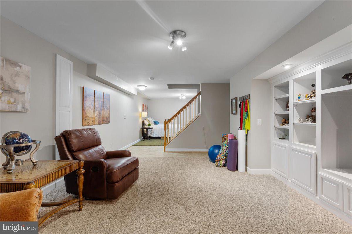 5304 BRADDOCK RIDGE DR, CENTREVILLE, Virginia 20120, 4 Bedrooms Bedrooms, ,3 BathroomsBathrooms,Residential,For sale,5304 BRADDOCK RIDGE DR,VAFX2247506 MLS # VAFX2247506