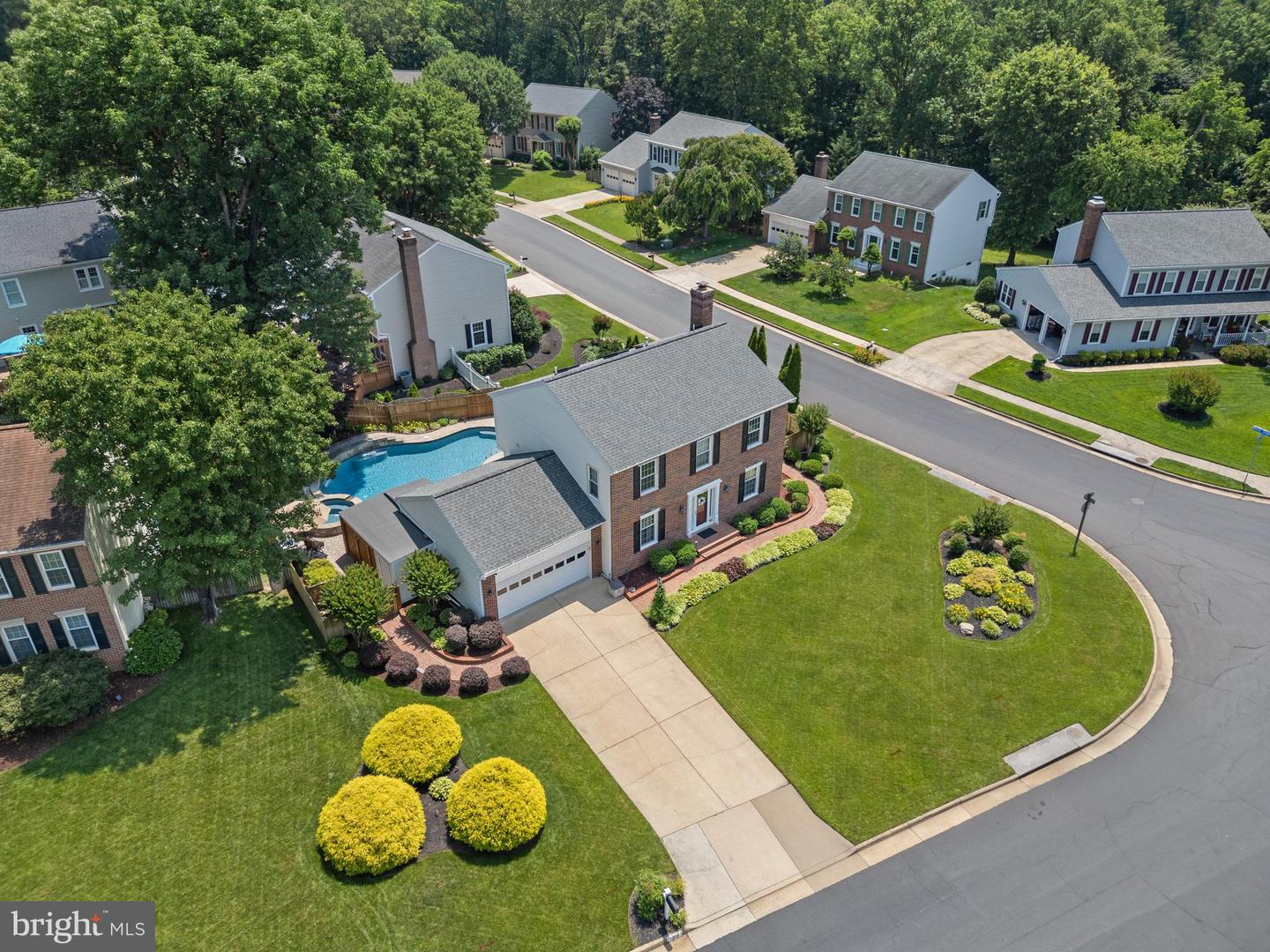 5304 BRADDOCK RIDGE DR, CENTREVILLE, Virginia 20120, 4 Bedrooms Bedrooms, ,3 BathroomsBathrooms,Residential,For sale,5304 BRADDOCK RIDGE DR,VAFX2247506 MLS # VAFX2247506