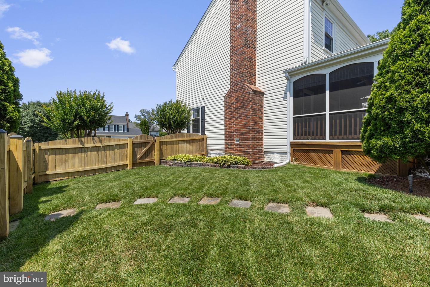 5304 BRADDOCK RIDGE DR, CENTREVILLE, Virginia 20120, 4 Bedrooms Bedrooms, ,3 BathroomsBathrooms,Residential,For sale,5304 BRADDOCK RIDGE DR,VAFX2247506 MLS # VAFX2247506