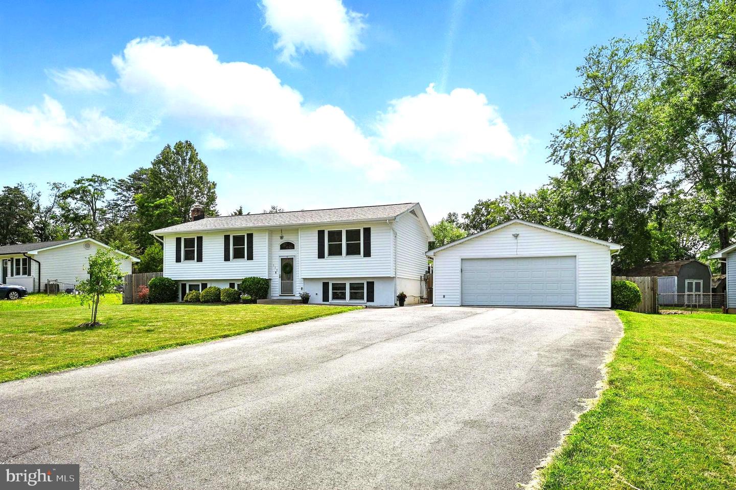 112 MEADOW LN, STAFFORD, Virginia 22556, 4 Bedrooms Bedrooms, ,2 BathroomsBathrooms,Residential,For sale,112 MEADOW LN,VAST2039910 MLS # VAST2039910