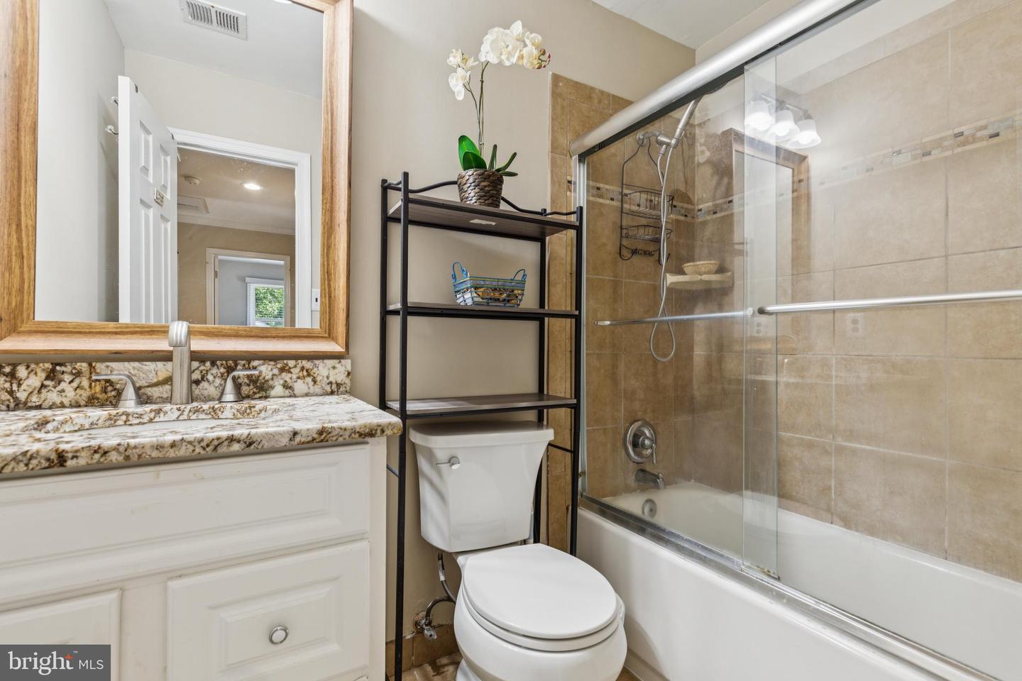 4914 KING DAVID BLVD, ANNANDALE, Virginia 22003, 4 Bedrooms Bedrooms, ,3 BathroomsBathrooms,Residential,For sale,4914 KING DAVID BLVD,VAFX2247774 MLS # VAFX2247774