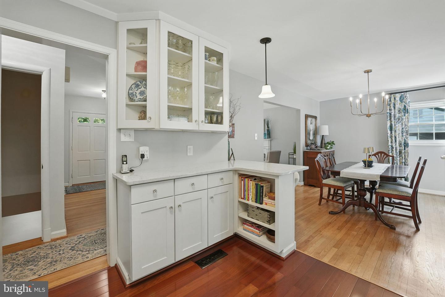 6321 HILLSBOROUGH DR, FALLS CHURCH, Virginia 22044, 3 Bedrooms Bedrooms, ,2 BathroomsBathrooms,Residential,For sale,6321 HILLSBOROUGH DR,VAFX2247810 MLS # VAFX2247810
