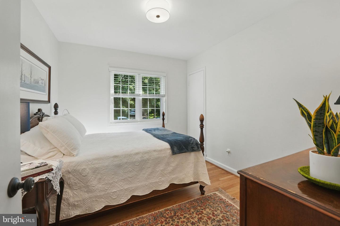 6321 HILLSBOROUGH DR, FALLS CHURCH, Virginia 22044, 3 Bedrooms Bedrooms, ,2 BathroomsBathrooms,Residential,For sale,6321 HILLSBOROUGH DR,VAFX2247810 MLS # VAFX2247810