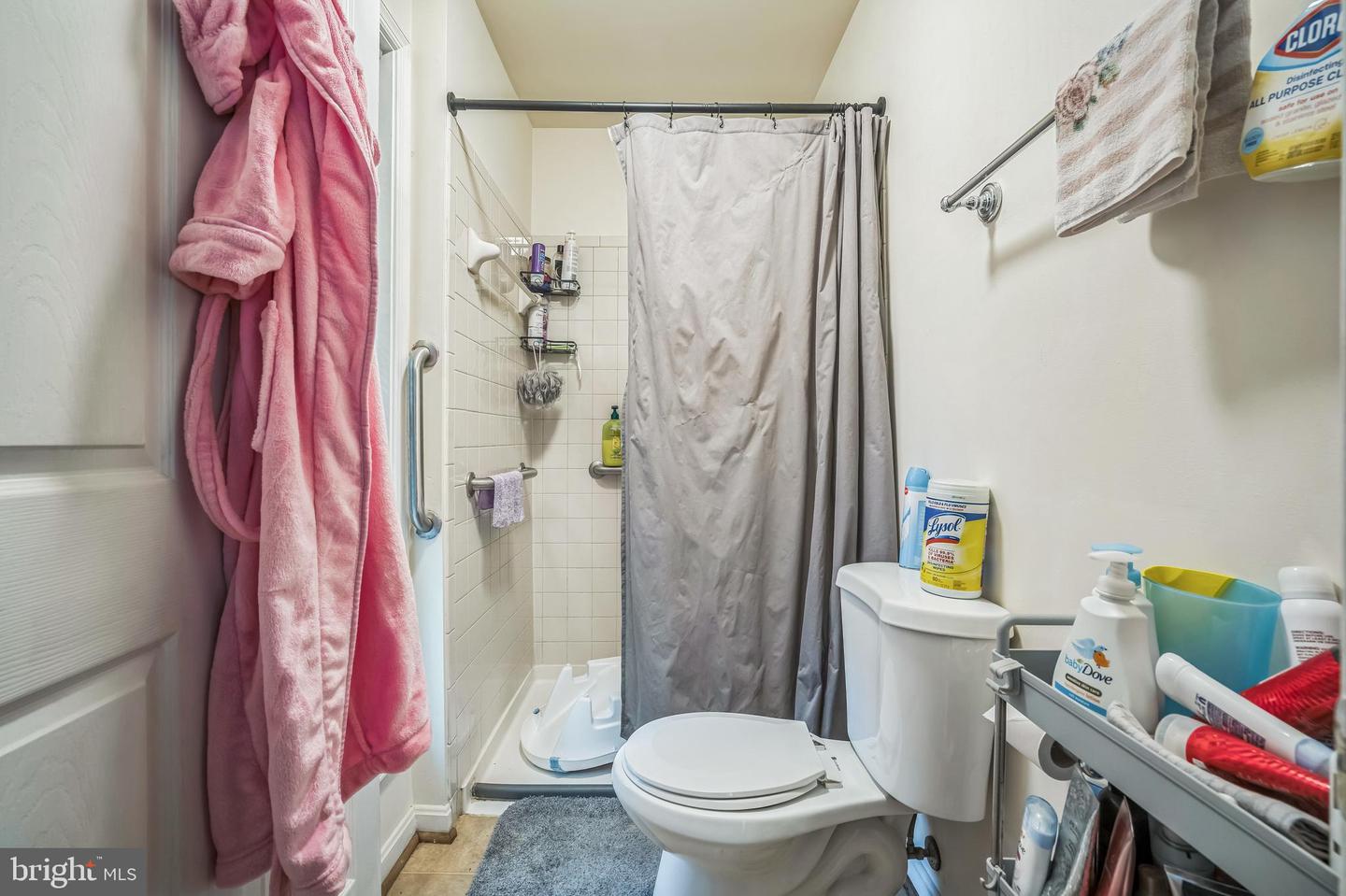 13706 LYNNCROFT DR, CHANTILLY, Virginia 20151, 3 Bedrooms Bedrooms, ,2 BathroomsBathrooms,Residential,For sale,13706 LYNNCROFT DR,VAFX2247816 MLS # VAFX2247816