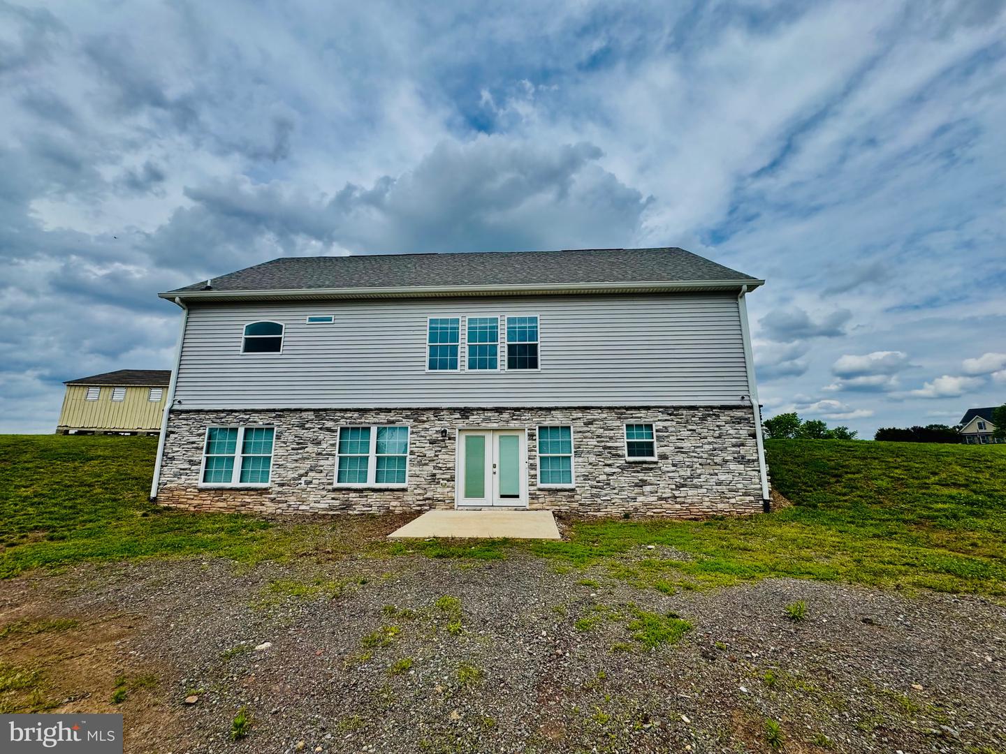 9936 BELL WOOD FARM LN, NOKESVILLE, Virginia 20181, 3 Bedrooms Bedrooms, ,2 BathroomsBathrooms,Residential,For sale,9936 BELL WOOD FARM LN,VAPW2097230 MLS # VAPW2097230