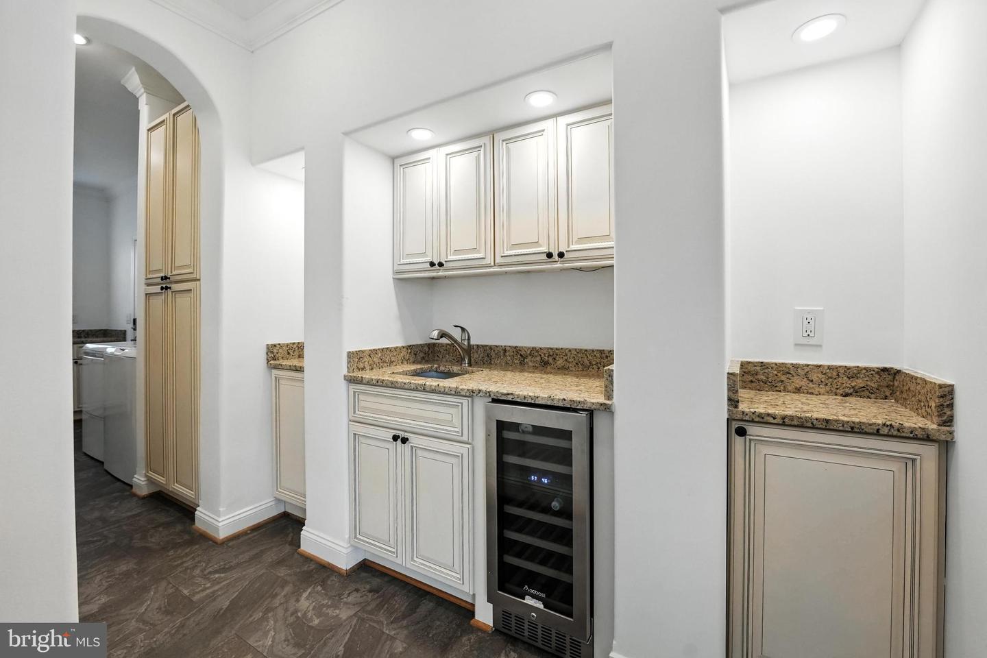 9936 BELL WOOD FARM LN, NOKESVILLE, Virginia 20181, 3 Bedrooms Bedrooms, ,2 BathroomsBathrooms,Residential,For sale,9936 BELL WOOD FARM LN,VAPW2097230 MLS # VAPW2097230