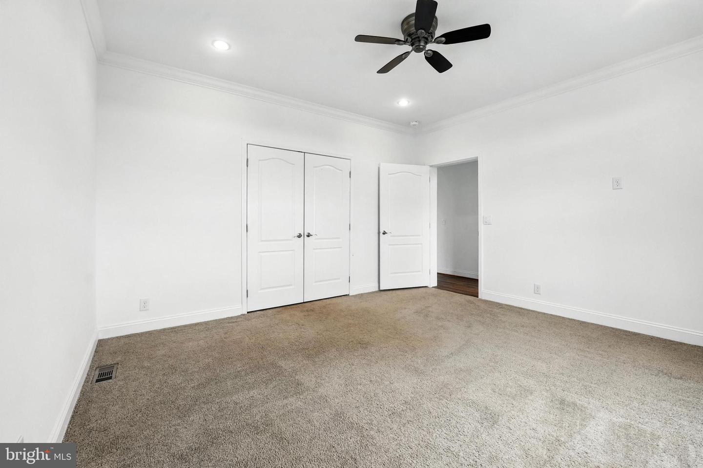 9936 BELL WOOD FARM LN, NOKESVILLE, Virginia 20181, 3 Bedrooms Bedrooms, ,2 BathroomsBathrooms,Residential,For sale,9936 BELL WOOD FARM LN,VAPW2097230 MLS # VAPW2097230