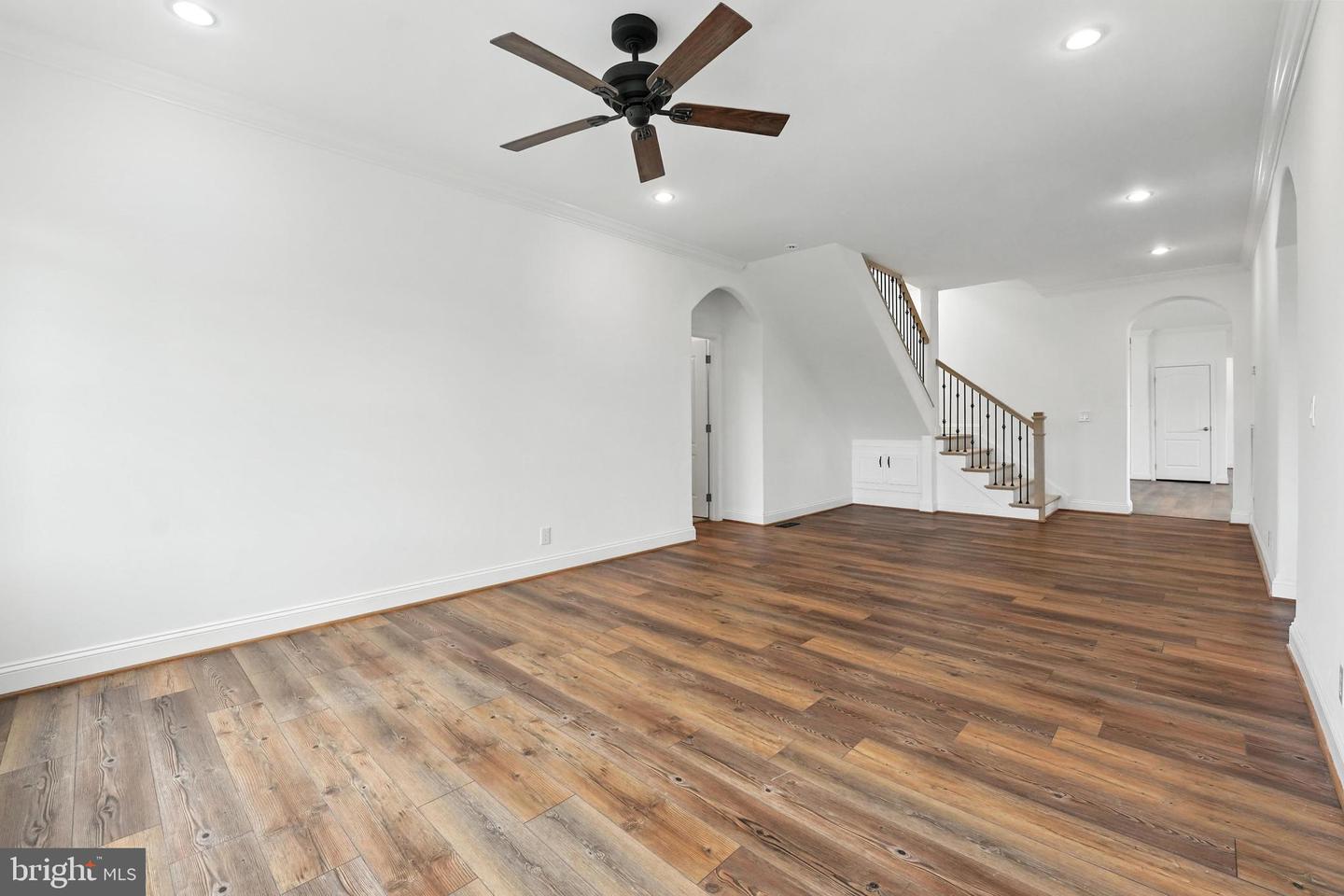 9936 BELL WOOD FARM LN, NOKESVILLE, Virginia 20181, 3 Bedrooms Bedrooms, ,2 BathroomsBathrooms,Residential,For sale,9936 BELL WOOD FARM LN,VAPW2097230 MLS # VAPW2097230
