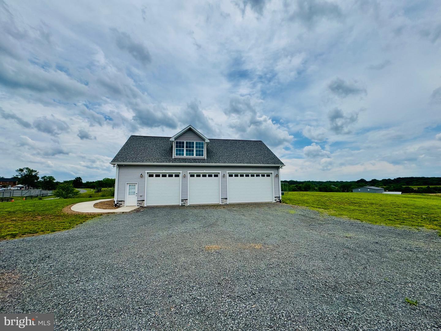 9936 BELL WOOD FARM LN, NOKESVILLE, Virginia 20181, 3 Bedrooms Bedrooms, ,2 BathroomsBathrooms,Residential,For sale,9936 BELL WOOD FARM LN,VAPW2097230 MLS # VAPW2097230