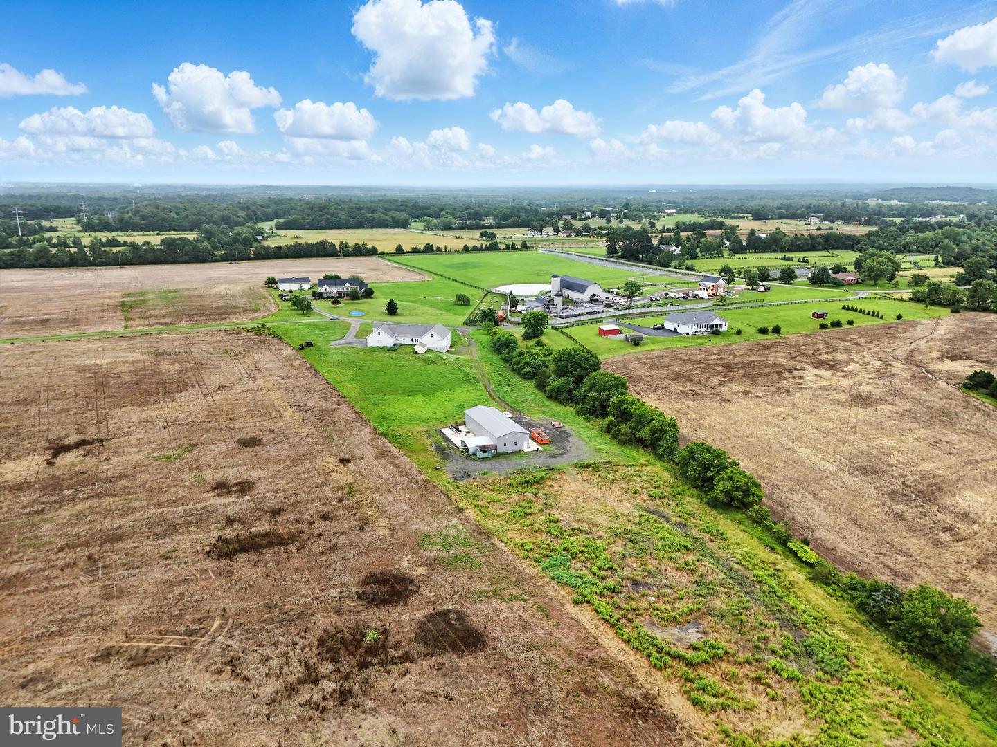 9936 BELL WOOD FARM LN, NOKESVILLE, Virginia 20181, 3 Bedrooms Bedrooms, ,2 BathroomsBathrooms,Residential,For sale,9936 BELL WOOD FARM LN,VAPW2097230 MLS # VAPW2097230