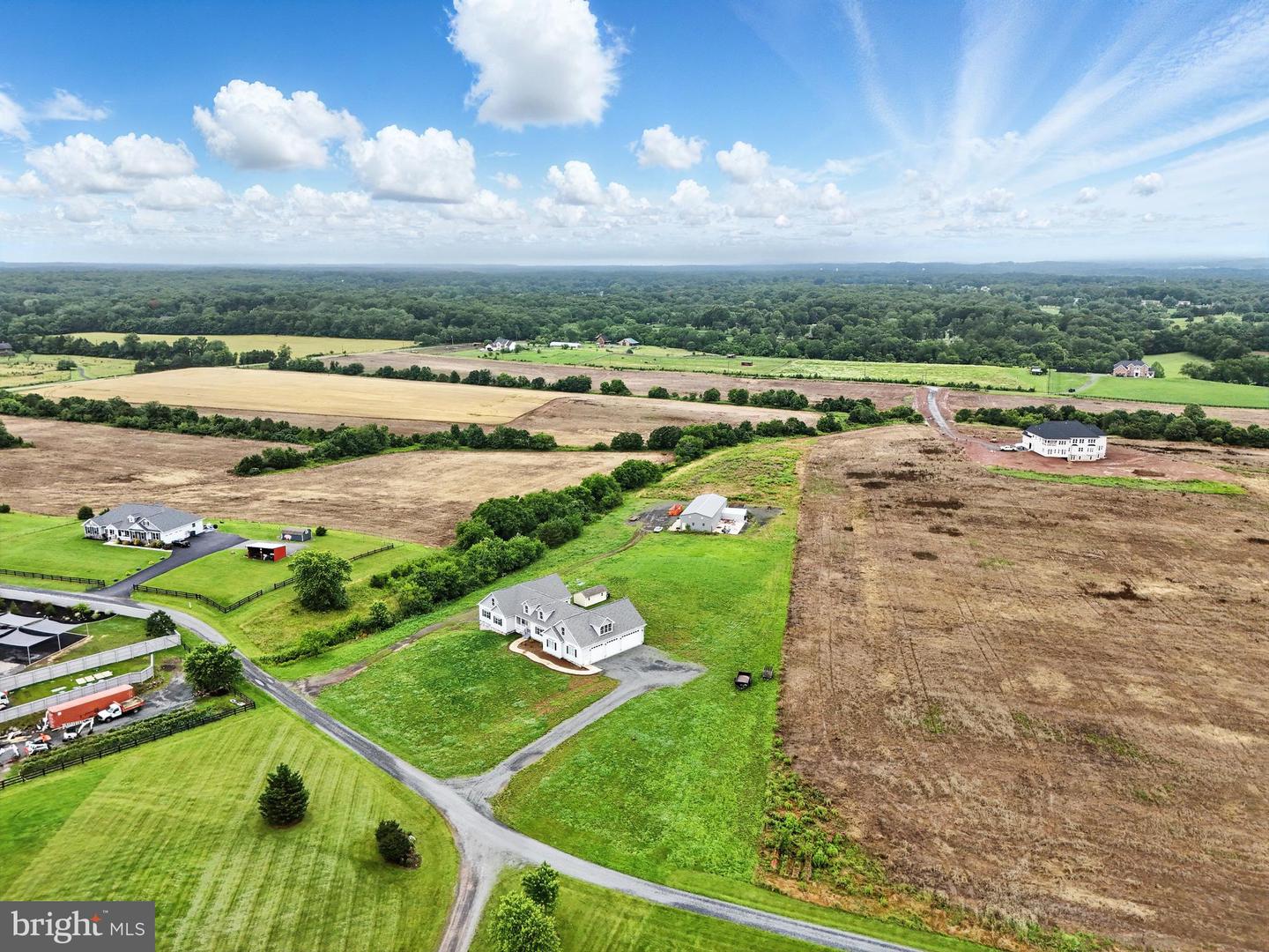 9936 BELL WOOD FARM LN, NOKESVILLE, Virginia 20181, 3 Bedrooms Bedrooms, ,2 BathroomsBathrooms,Residential,For sale,9936 BELL WOOD FARM LN,VAPW2097230 MLS # VAPW2097230