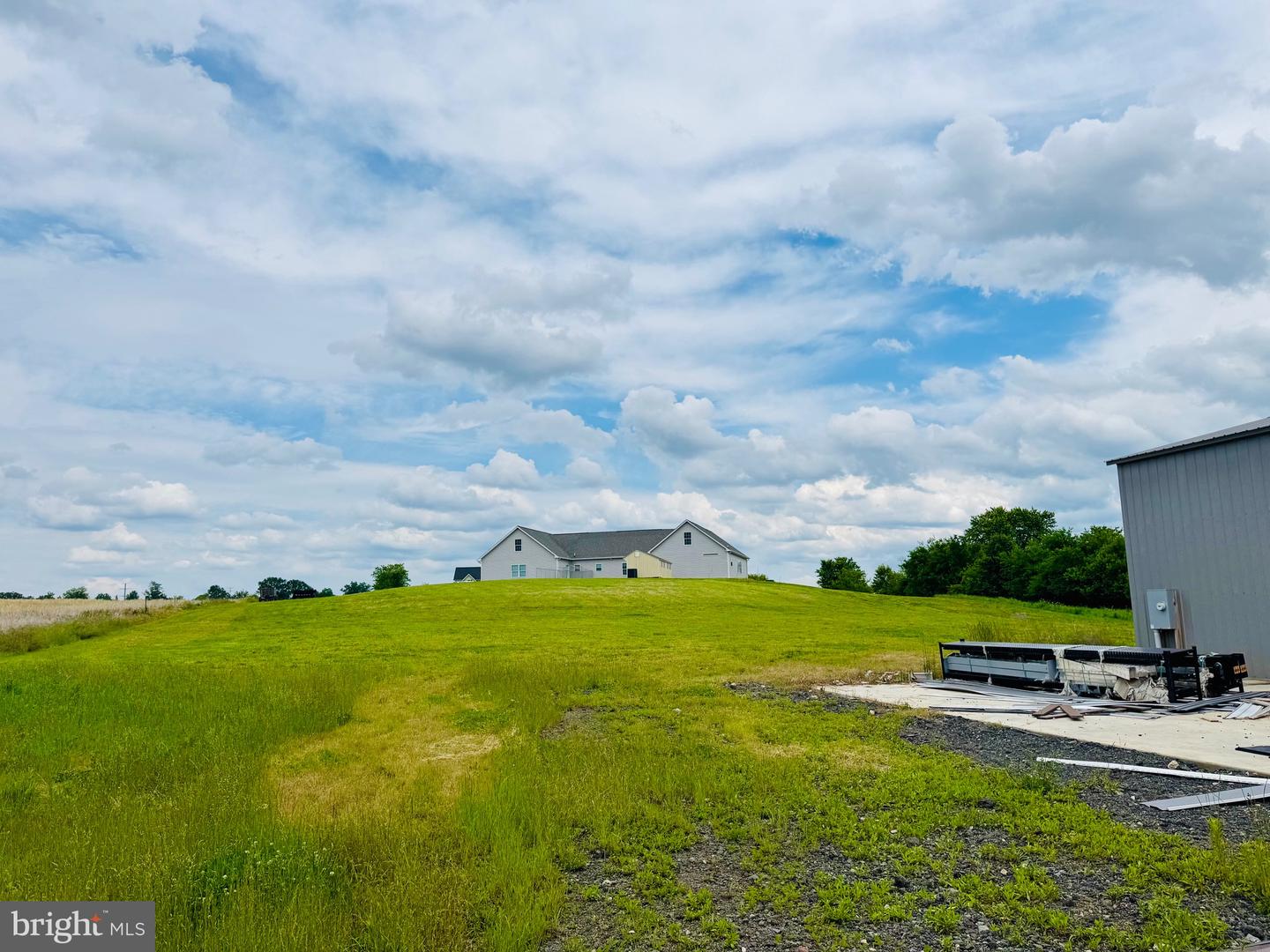 9936 BELL WOOD FARM LN, NOKESVILLE, Virginia 20181, 3 Bedrooms Bedrooms, ,2 BathroomsBathrooms,Residential,For sale,9936 BELL WOOD FARM LN,VAPW2097230 MLS # VAPW2097230