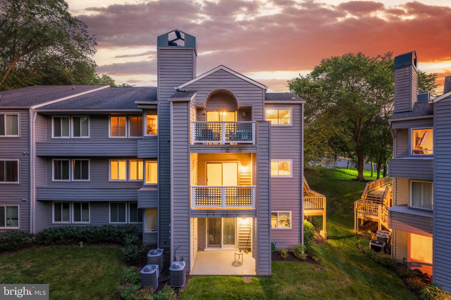11733-D SUMMERCHASE CIR #1733D, RESTON, Virginia 20194, 2 Bedrooms Bedrooms, ,2 BathroomsBathrooms,Residential,For sale,11733-D SUMMERCHASE CIR #1733D,VAFX2249244 MLS # VAFX2249244