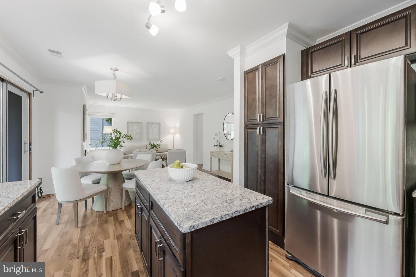 11733-D SUMMERCHASE CIR #1733D, RESTON, Virginia 20194, 2 Bedrooms Bedrooms, ,2 BathroomsBathrooms,Residential,For sale,11733-D SUMMERCHASE CIR #1733D,VAFX2249244 MLS # VAFX2249244