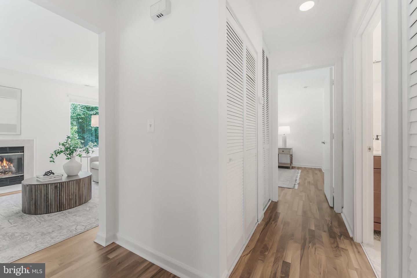 11733-D SUMMERCHASE CIR #1733D, RESTON, Virginia 20194, 2 Bedrooms Bedrooms, ,2 BathroomsBathrooms,Residential,For sale,11733-D SUMMERCHASE CIR #1733D,VAFX2249244 MLS # VAFX2249244