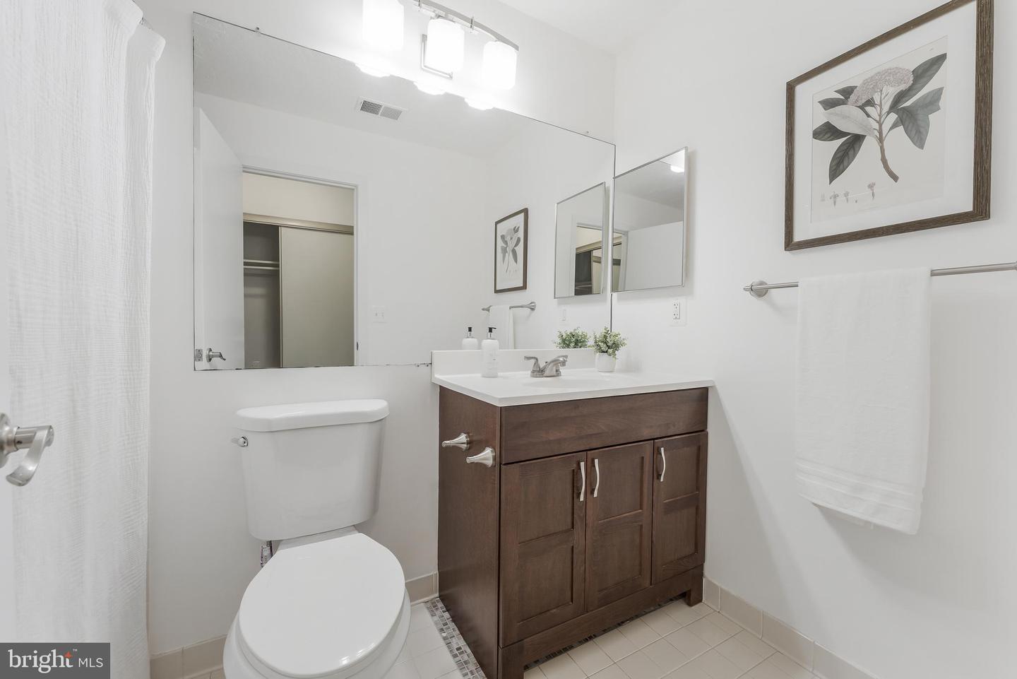 11733-D SUMMERCHASE CIR #1733D, RESTON, Virginia 20194, 2 Bedrooms Bedrooms, ,2 BathroomsBathrooms,Residential,For sale,11733-D SUMMERCHASE CIR #1733D,VAFX2249244 MLS # VAFX2249244