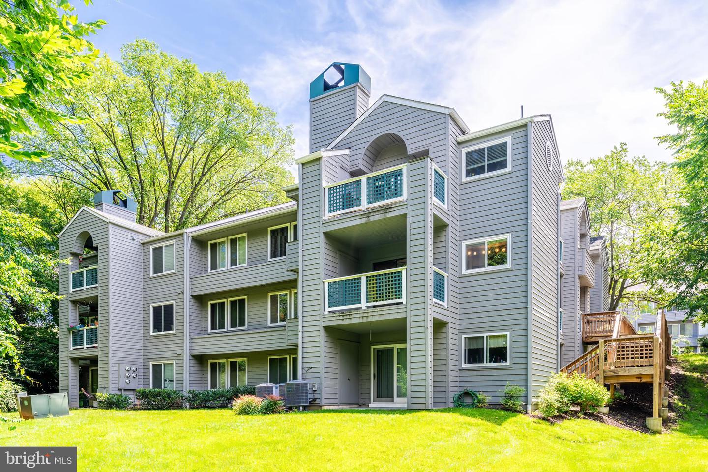 11733-D SUMMERCHASE CIR #1733D, RESTON, Virginia 20194, 2 Bedrooms Bedrooms, ,2 BathroomsBathrooms,Residential,For sale,11733-D SUMMERCHASE CIR #1733D,VAFX2249244 MLS # VAFX2249244