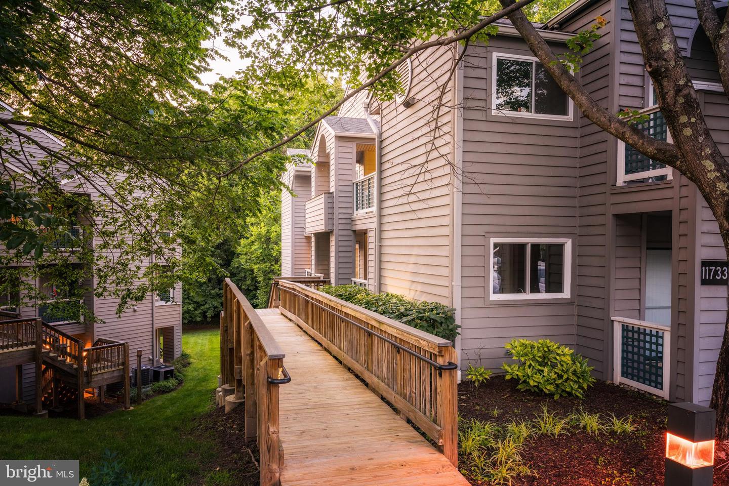 11733-D SUMMERCHASE CIR #1733D, RESTON, Virginia 20194, 2 Bedrooms Bedrooms, ,2 BathroomsBathrooms,Residential,For sale,11733-D SUMMERCHASE CIR #1733D,VAFX2249244 MLS # VAFX2249244