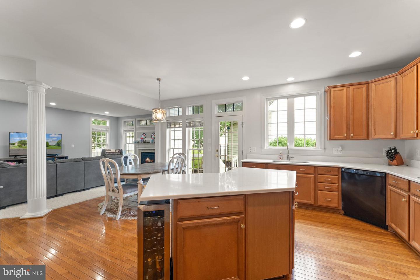 6413 MORVEN PARK LN, GAINESVILLE, Virginia 20155, 4 Bedrooms Bedrooms, ,3 BathroomsBathrooms,Residential,For sale,6413 MORVEN PARK LN,VAPW2097274 MLS # VAPW2097274