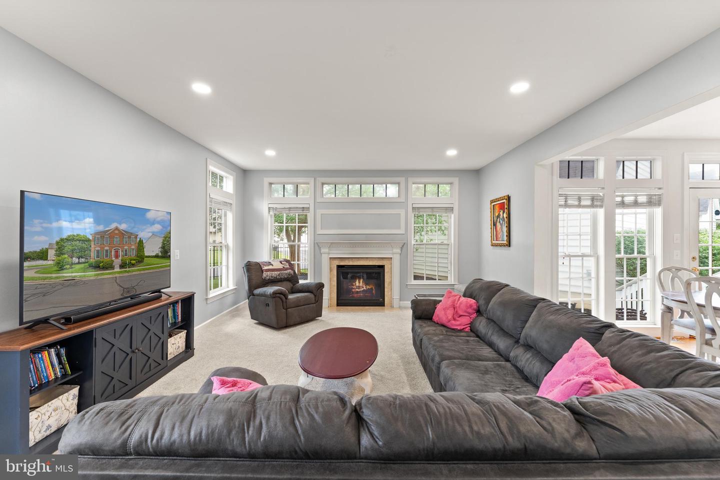 6413 MORVEN PARK LN, GAINESVILLE, Virginia 20155, 4 Bedrooms Bedrooms, ,3 BathroomsBathrooms,Residential,For sale,6413 MORVEN PARK LN,VAPW2097274 MLS # VAPW2097274