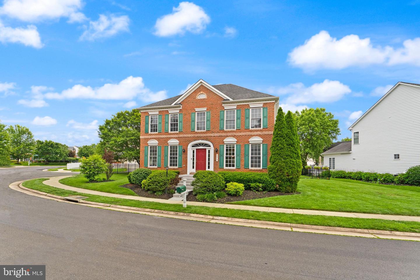 6413 MORVEN PARK LN, GAINESVILLE, Virginia 20155, 4 Bedrooms Bedrooms, ,3 BathroomsBathrooms,Residential,For sale,6413 MORVEN PARK LN,VAPW2097274 MLS # VAPW2097274