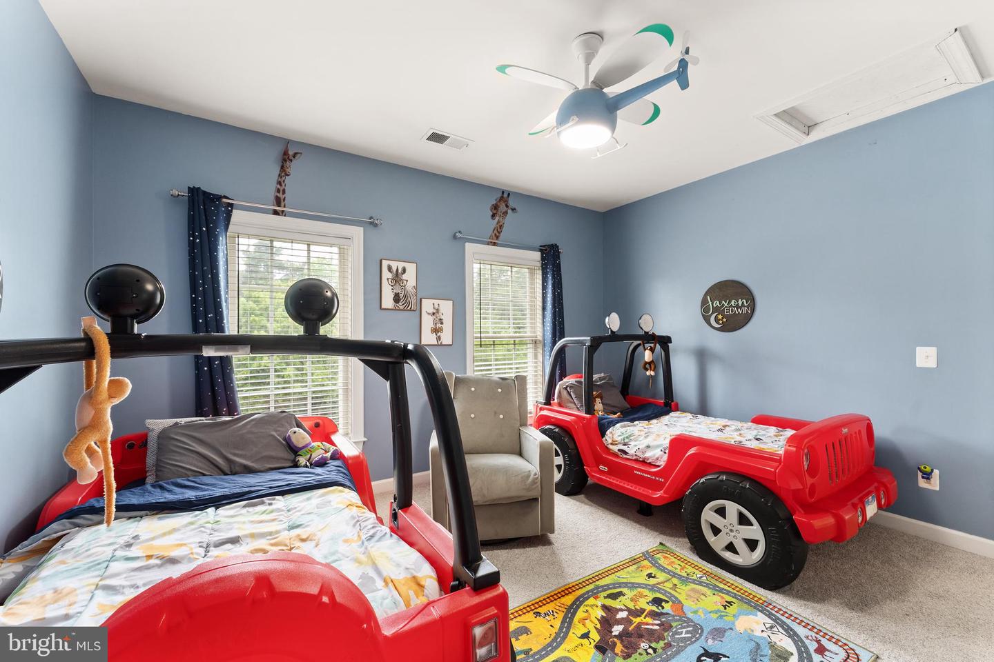 6413 MORVEN PARK LN, GAINESVILLE, Virginia 20155, 4 Bedrooms Bedrooms, ,3 BathroomsBathrooms,Residential,For sale,6413 MORVEN PARK LN,VAPW2097274 MLS # VAPW2097274